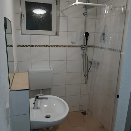 Bottwartal Mit Eigenem Eingang, Ruhige Lage, Gemuetliches Haeusle Fuer Sich Alleine Lägenhet *